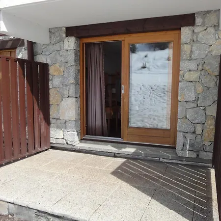 Lumineux Au Pied Des Pistes Avec Terrasse Sud - Fr-1-182-83 Μεριμπέλ